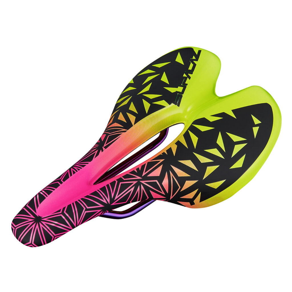 Supacaz Ignite Ti Saddle Neon Pink/yellow Fade 143mm Supacaz Ignite Ti Saddle Neon Pink/yellow Fade 143mm
