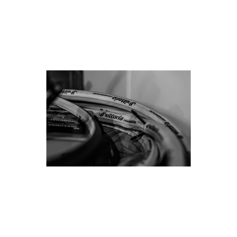 Vittoria Mastik'one Original Tubo 30g(12 Pcs) Vittoria Mastik'one Original Tubo 30g(12 Pcs)