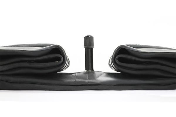 Massi Camara 26x2.125 V.moto+sellante Massi Camara 26x2.125 V.moto+sellante